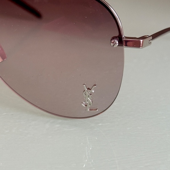 Authentic Saint Laurent CLASSIC 11 M 008 Aviator Sunglasses - Picture 3 of 8
